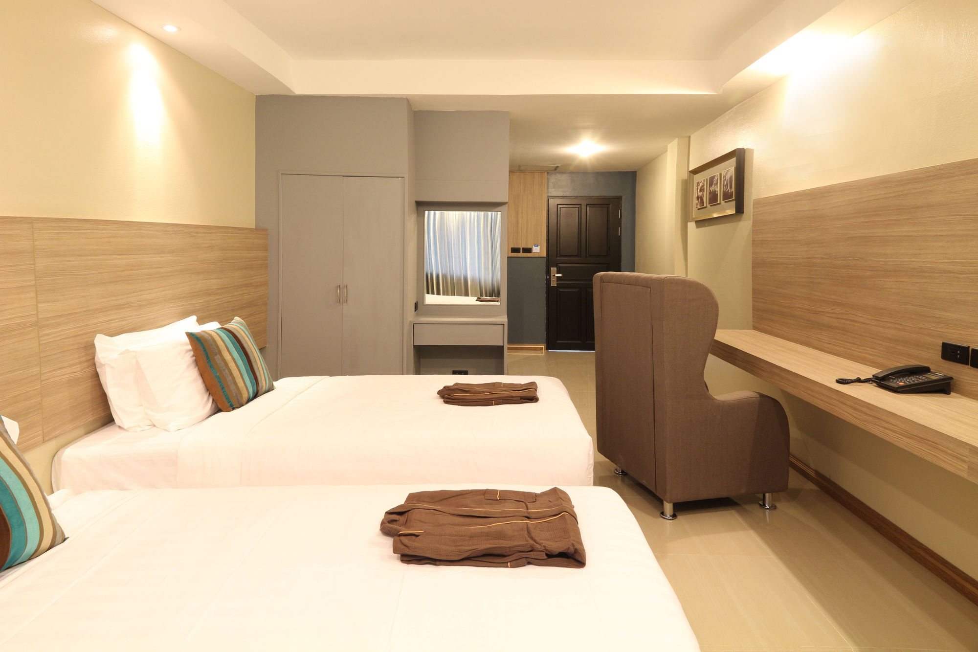 Avana Laemchabang Hotel ศรีราชา ภายนอก รูปภาพ